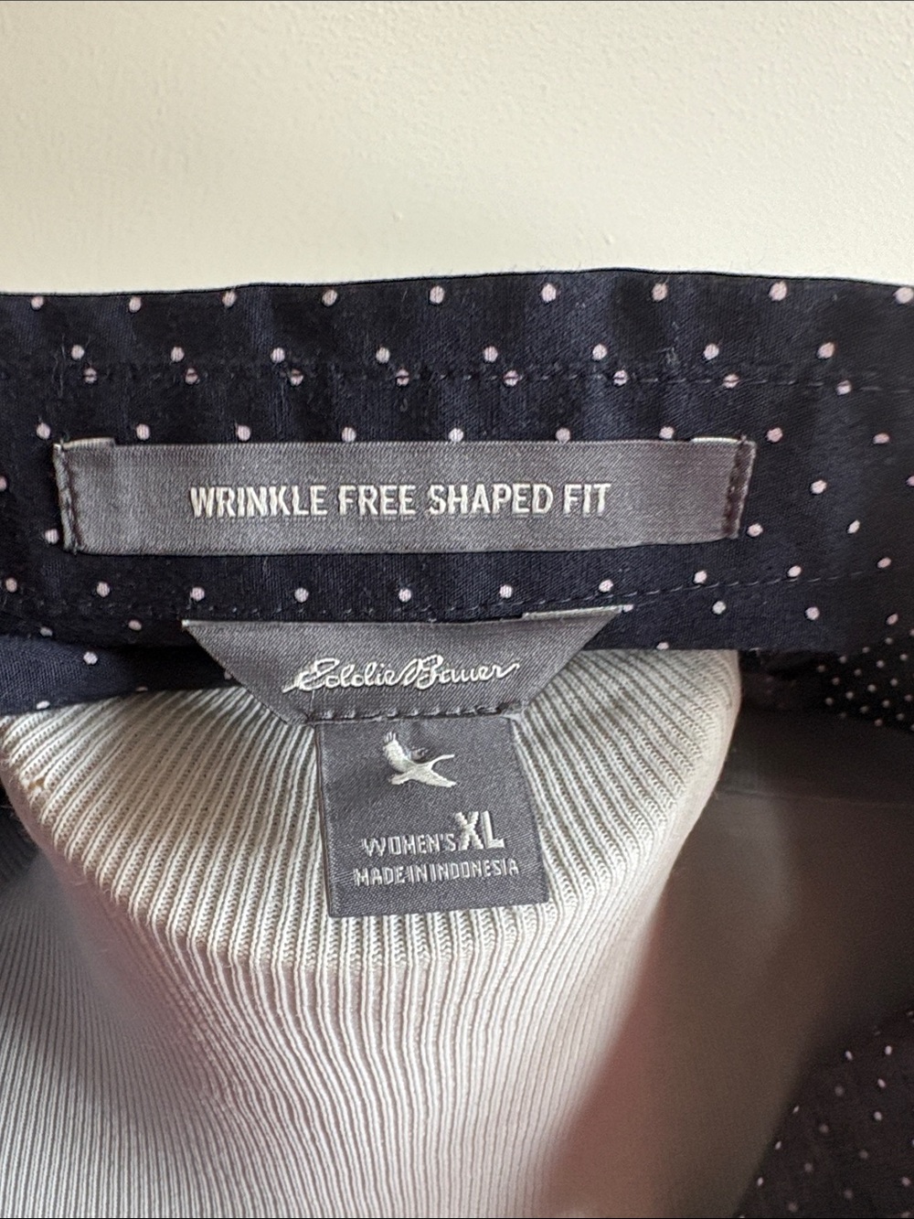 Eddie Bauer Navy Blue Button-Down Shirt with White Micro Dots - Picture 5 of 5